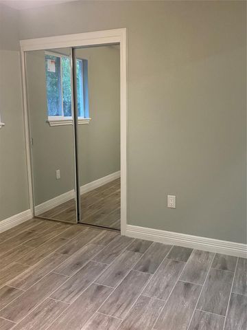 7 Dowling Street B, La Marque, TX 77568