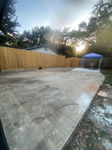 7 Dowling Street B, La Marque, TX 77568
