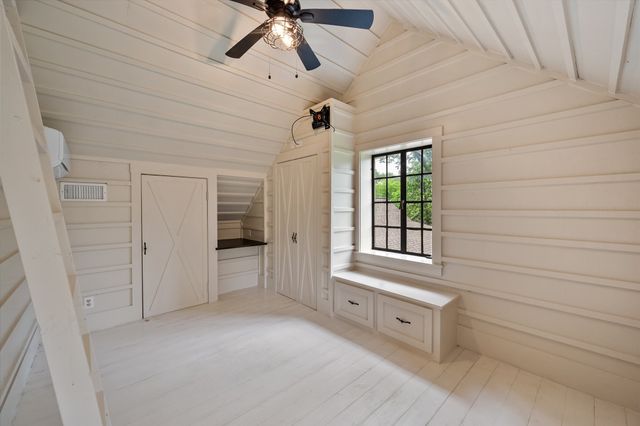 1111 Governors Drive, Corsicana, TX 75110