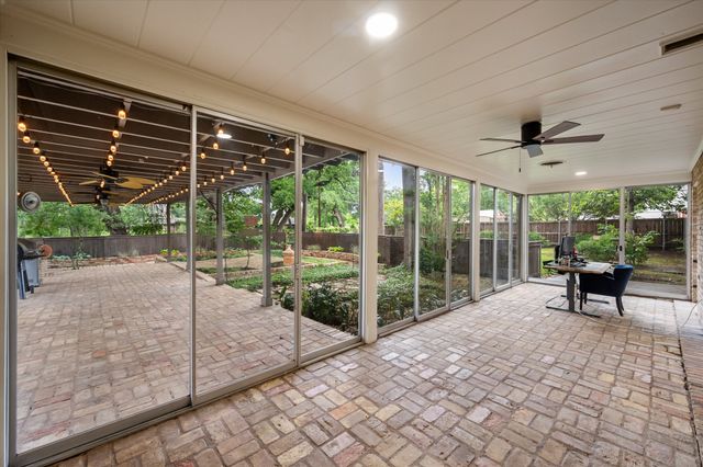 1111 Governors Drive, Corsicana, TX 75110