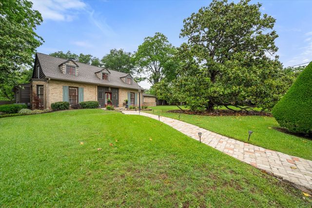 1111 Governors Drive, Corsicana, TX 75110
