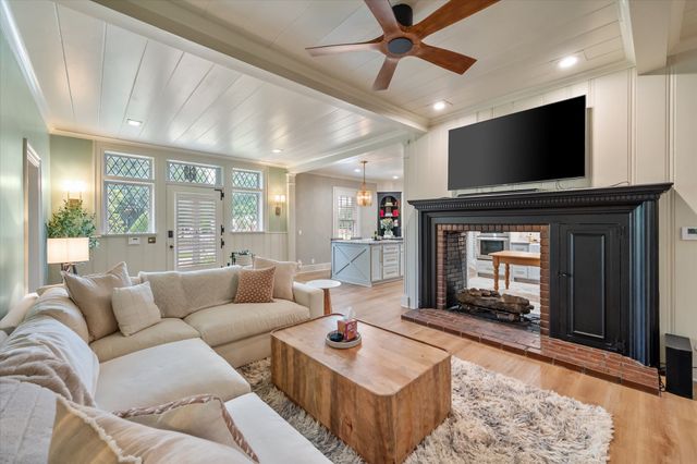1111 Governors Drive, Corsicana, TX 75110