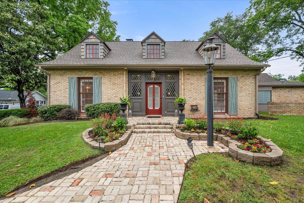 1111 Governors Drive, Corsicana, TX 75110