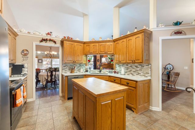 79 Bargus lane, Hot Springs Village, AR 71909