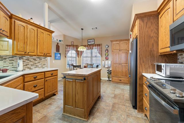 79 Bargus lane, Hot Springs Village, AR 71909