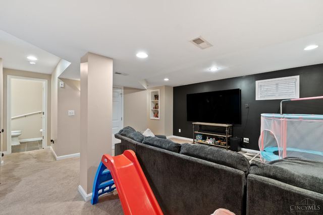 7177 Welbeck Drive, Hamilton Twp, OH 45039