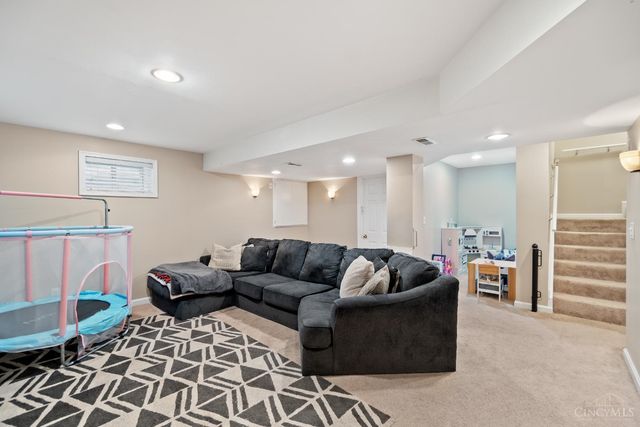 7177 Welbeck Drive, Hamilton Twp, OH 45039