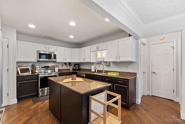 7177 Welbeck Drive, Hamilton Twp, OH 45039