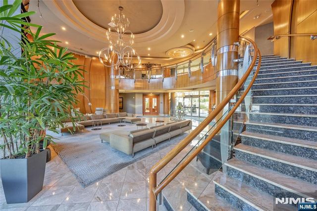 8100 River Road 917, North Bergen, NJ 07047