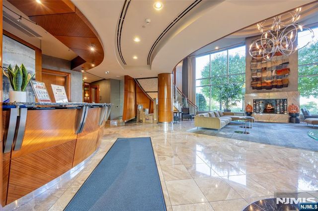 8100 River Road 917, North Bergen, NJ 07047