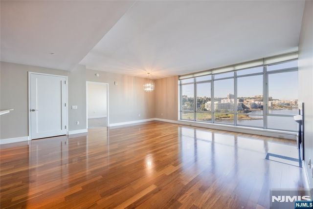 8100 River Road 917, North Bergen, NJ 07047