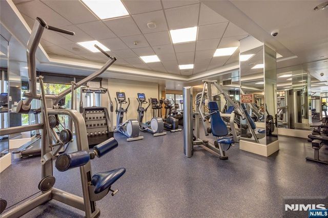 8100 River Road 917, North Bergen, NJ 07047