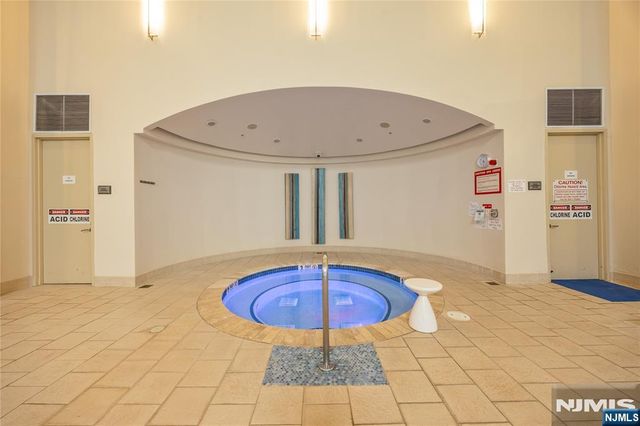 8100 River Road 917, North Bergen, NJ 07047