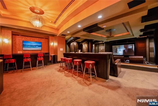 8100 River Road 917, North Bergen, NJ 07047