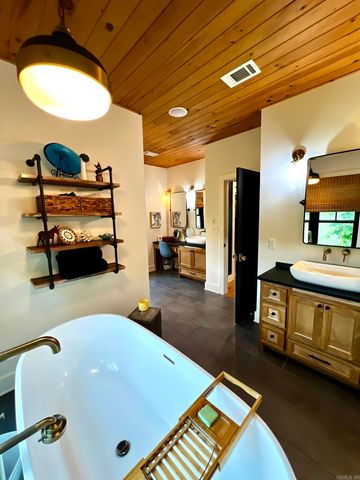 281 Jaybird Lane, Searcy, AR 72143