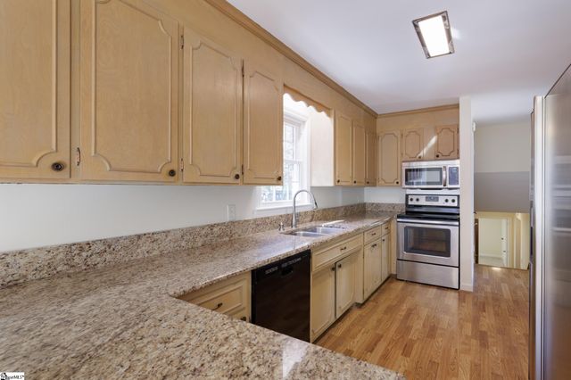 515 Kenilworth Drive, Greenville, SC 29615