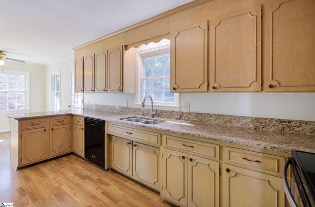 515 Kenilworth Drive, Greenville, SC 29615