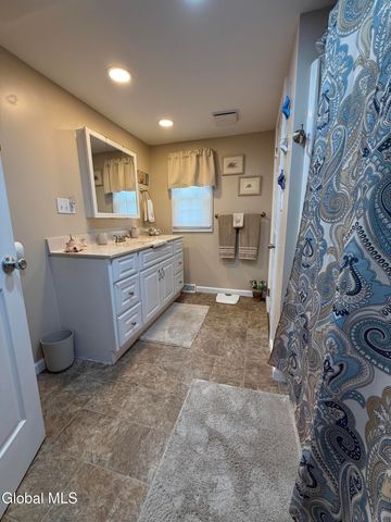 6 Homer Avenue, Queensbury, NY 12804