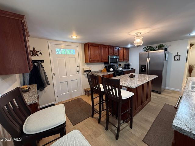 6 Homer Avenue, Queensbury, NY 12804