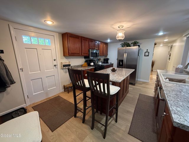 6 Homer Avenue, Queensbury, NY 12804
