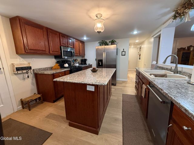 6 Homer Avenue, Queensbury, NY 12804