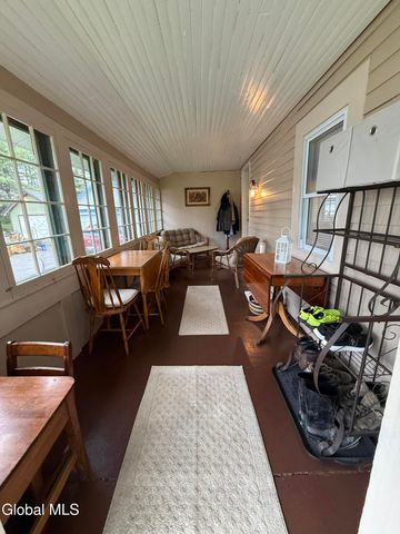 6 Homer Avenue, Queensbury, NY 12804