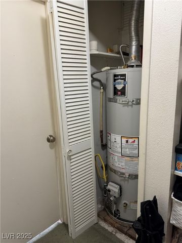 6120 Meadowhaven Lane, Las Vegas, NV 89103