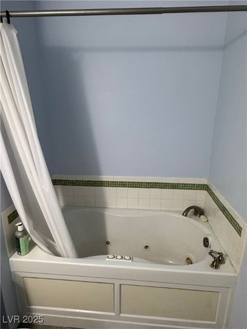 6120 Meadowhaven Lane, Las Vegas, NV 89103