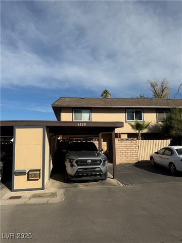 6120 Meadowhaven Lane, Las Vegas, NV 89103