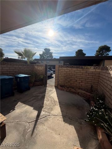 6120 Meadowhaven Lane, Las Vegas, NV 89103