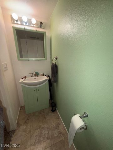 6120 Meadowhaven Lane, Las Vegas, NV 89103