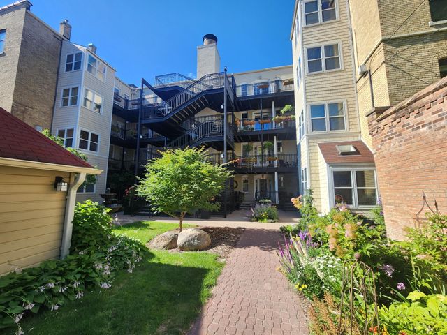 438 Portland Avenue 7, Saint Paul, MN 55102