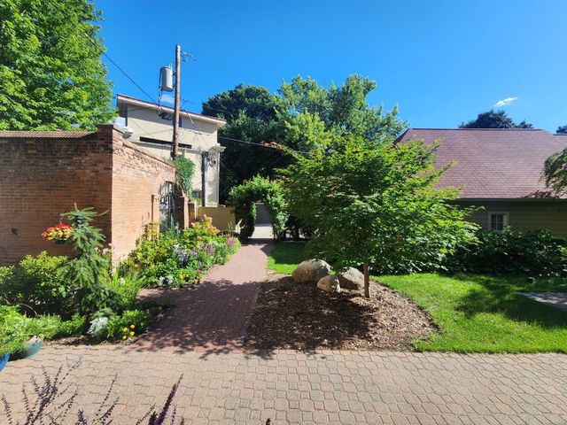 438 Portland Avenue 7, Saint Paul, MN 55102