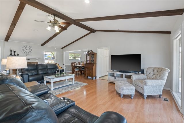 8446 Par Lane, Rogers, AR 72756