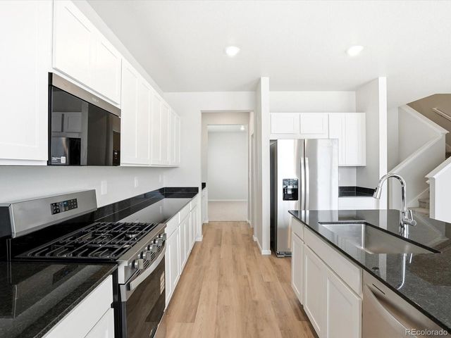 8947 Salida Street, Commerce City, CO 80022