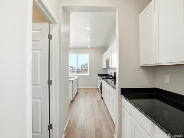 8947 Salida Street, Commerce City, CO 80022