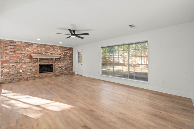 19415 Enchanted Oaks Drive, Spring, TX 77388