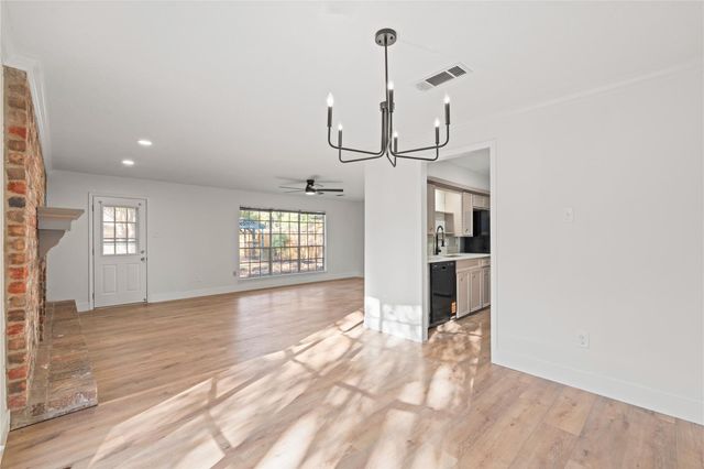 19415 Enchanted Oaks Drive, Spring, TX 77388