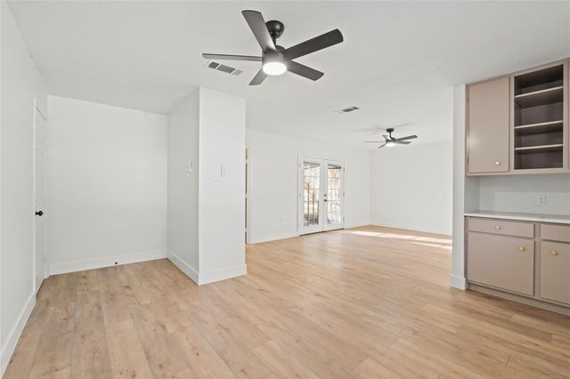 19415 Enchanted Oaks Drive, Spring, TX 77388