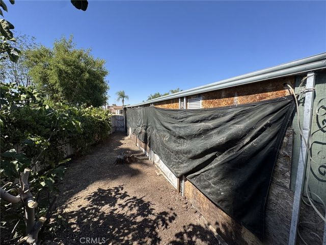 140 San Carlos Drive, Hemet, CA 92543