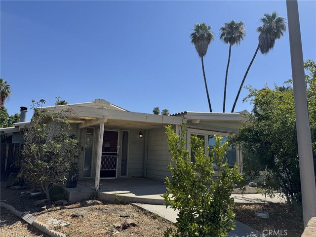 140 San Carlos Drive, Hemet, CA 92543