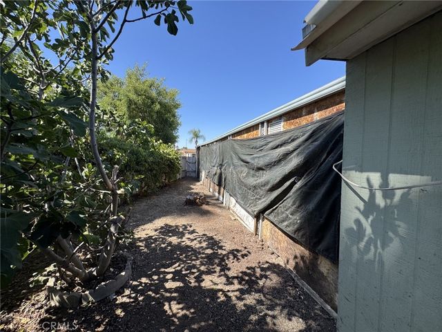 140 San Carlos Drive, Hemet, CA 92543