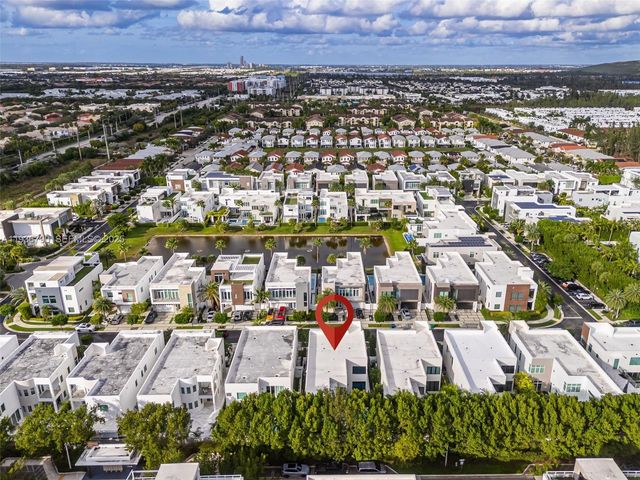 10540 NW 67th Ter, Doral, FL 33178