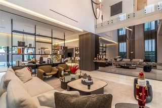 10540 NW 67th Ter, Doral, FL 33178