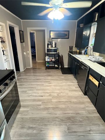 2113 4th Street, Brownwood, TX 76801