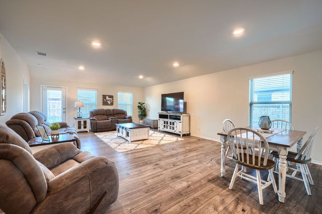 305 Silo Circle, Royse City, TX 75189