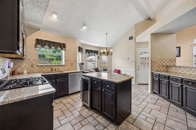 717 Bent Creek Drive, Allen, TX 75002