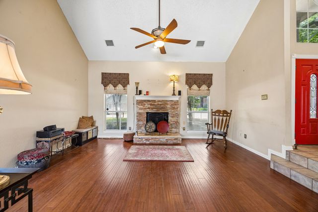 717 Bent Creek Drive, Allen, TX 75002