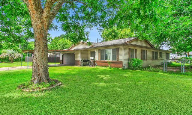 8502 Friendship Road, Houston, TX 77080