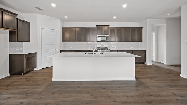 2039 Hearn Drive, Royse City, TX 75189